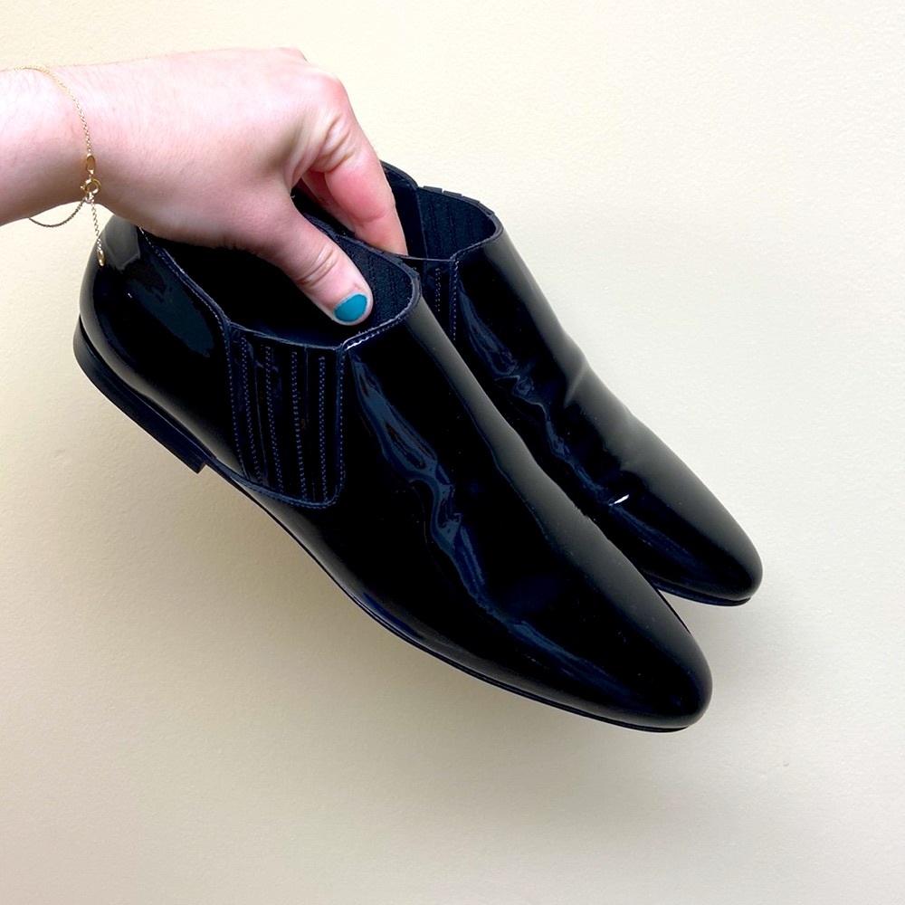 SAINT LAURENT CONNOR PATENT LEATHER CHELSEA LOAFERS - Picture 7 of 12